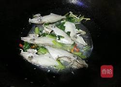 剥皮鱼煮芹菜的做法图解7