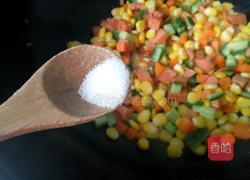 火腿炒玉米粒的做法图解7