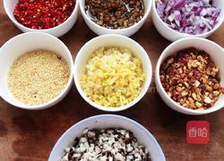 香菇肉末辣椒酱的做法图解1