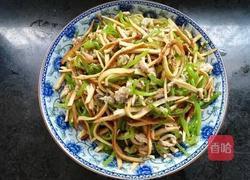 青椒香干炒肉丝的做法图解11