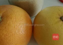 糖渍柚子皮丝的做法图解1