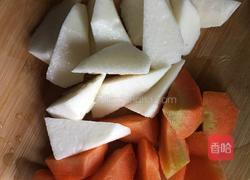 胡萝卜山药大骨头汤的做法图解5