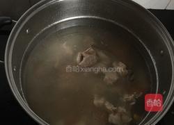 胡萝卜山药大骨头汤的做法图解6