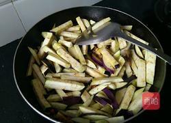 虾皮炒茄条的做法图解7