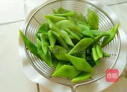木耳芸豆炒火腿肠的做法图解6