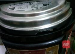 银耳红枣桂圆汤的做法图解5