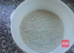 黑豆面窝窝头的做法图解3