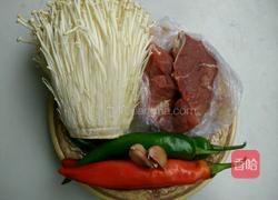 金针菇炒肉丝的做法图解1