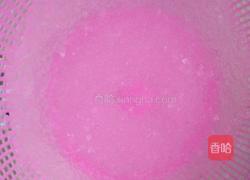 雪燕炖牛奶的做法图解3