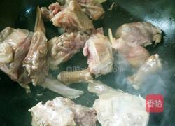 老鸭汤的做法图解1