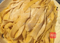 胡萝卜手擀面的做法图解3