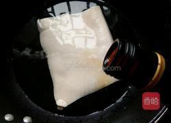 青椒炒肉皮的做法图解2