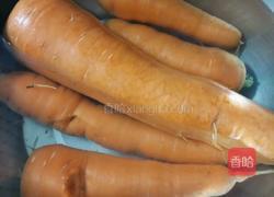 肉炒胡萝卜丝的做法图解1