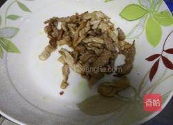 豆腐炒肉的做法图解2