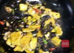 豆腐炒肉的做法图解3