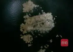 Illustration of how to make potato pancakes 4