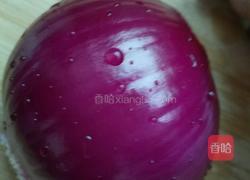 洋葱炒蛋的做法图解1