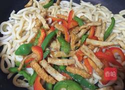 番茄酱三丝炒乌冬面的做法图解8