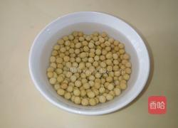 核桃豆浆的做法图解2