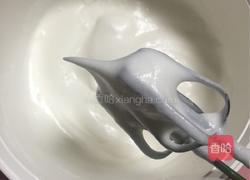 拉花戚风蛋糕的做法图解10