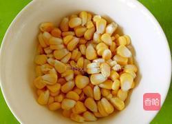 玉米火腿炒蛋的做法图解1