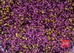 五粮混合粥的做法图解2