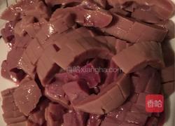 香芹炒腰花的做法图解4