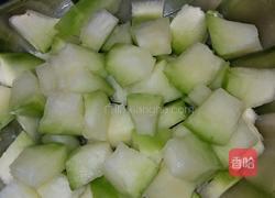 鸡肉排骨汤的做法图解1