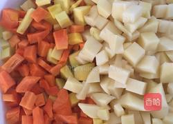 猪肉熬胡萝卜的做法图解2