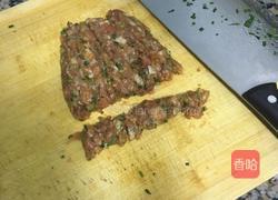 猪肉韭菜卷蛋的做法图解2