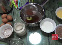 巧克力戚风蛋糕8寸的做法图解2