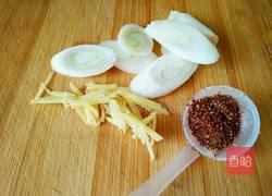 孜然平菇炒鸡蛋的做法图解3