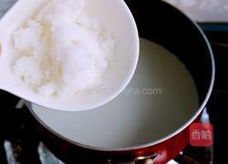 牛奶布丁的做法图解2