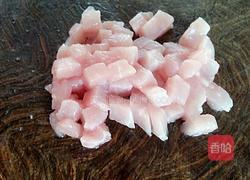 豌豆米炒肉丁的做法图解5