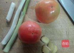 东北炖 脊骨炖土豆的做法图解2