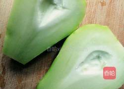 胡萝卜炒佛手瓜的做法图解3