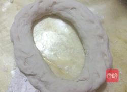 皮薄陷大酸菜肉包的做法图解4