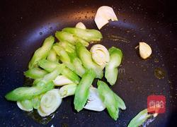 西芹千叶豆腐的做法图解7