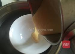 北海道戚风蛋糕的做法图解8