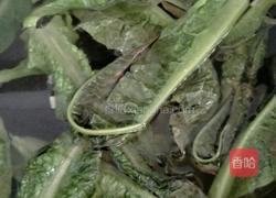 凉拌莴笋叶的做法图解3