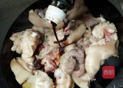 酸菜烧猪手的做法图解6