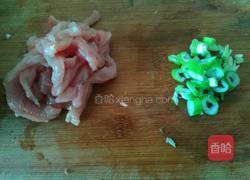 包菜炒饼的做法图解2