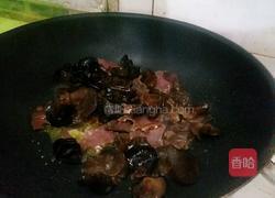 生炒腊肉（烟熏腊肉）的做法图解6