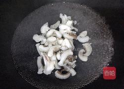 莴笋炒章鱼的做法图解2