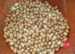 糖醋花生米的做法图解1