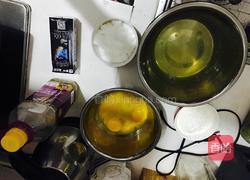 戚风蛋糕的做法图解1