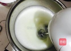 戚风蛋糕的做法图解5