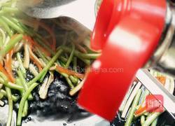 香干炒茼蒿的做法图解7