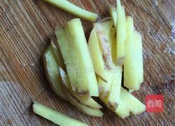 鸡胸肉炒黄花菜的做法图解4