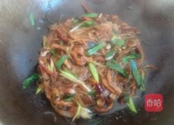 蒜苗粉条炒肉丝的做法图解7
